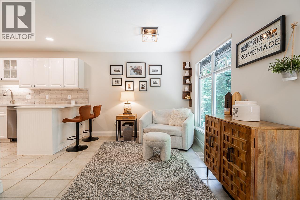 1158 STRATHAVEN DRIVE, North Vancouver