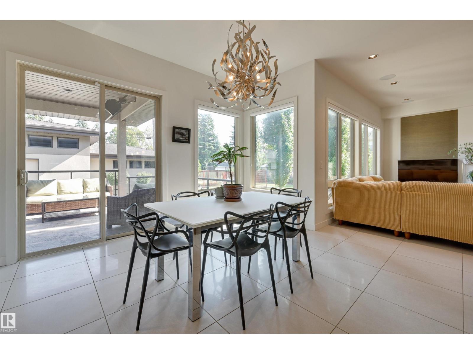 9415 144 ST NW, Edmonton