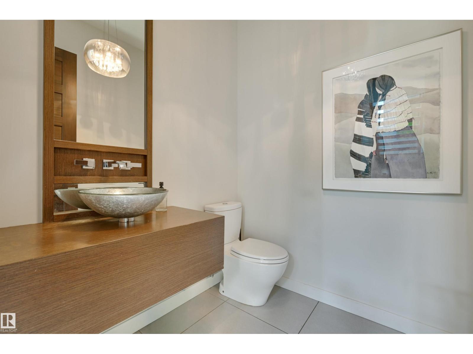 9415 144 ST NW, Edmonton