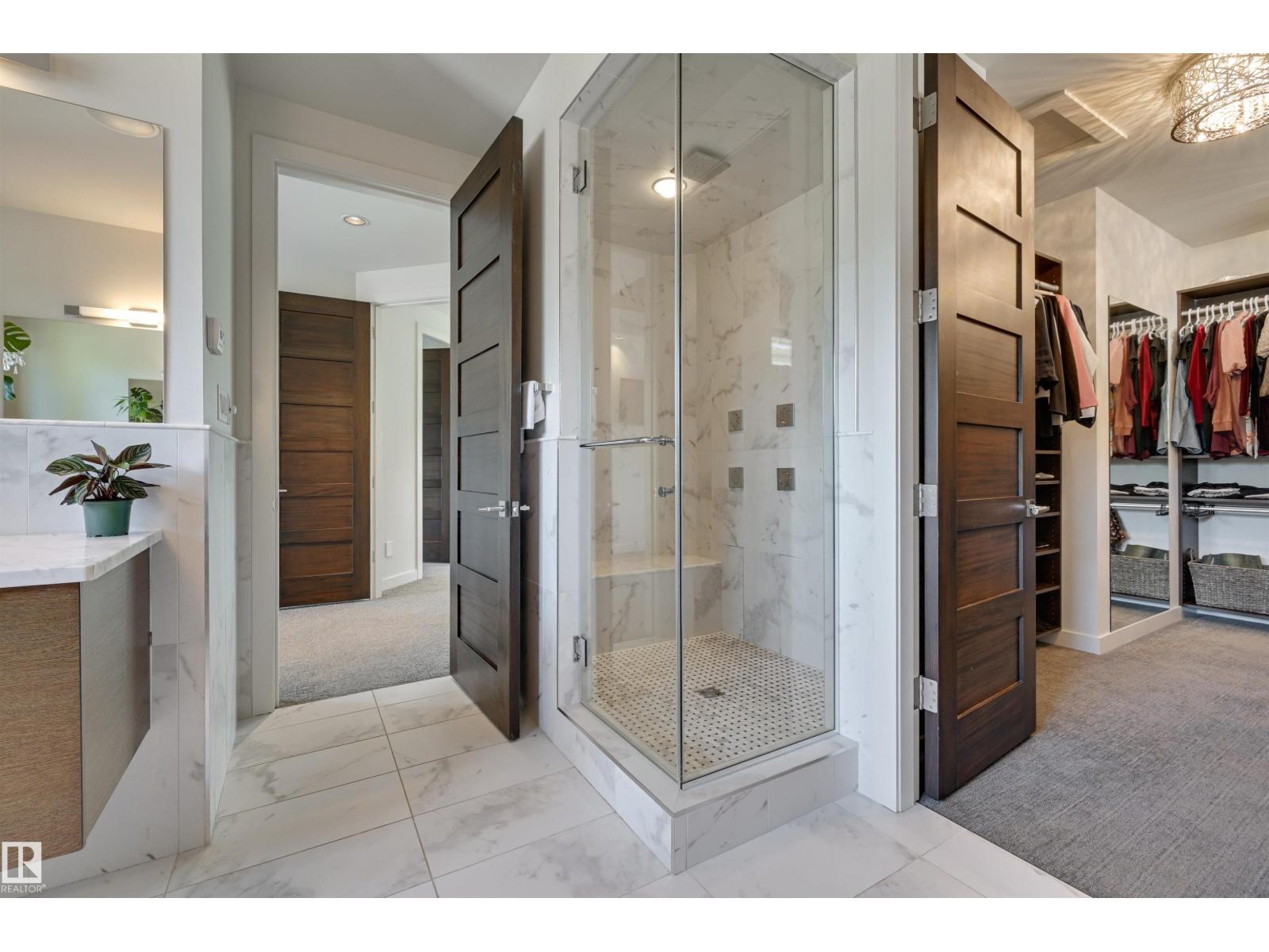 9415 144 ST NW, Edmonton