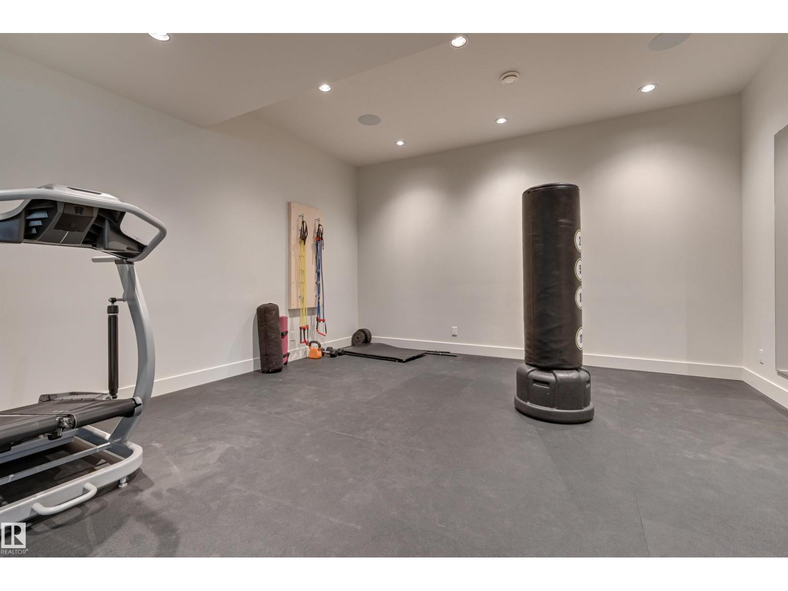 9415 144 ST NW, Edmonton