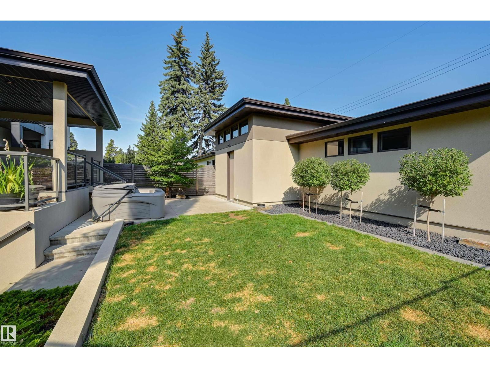 9415 144 ST NW, Edmonton