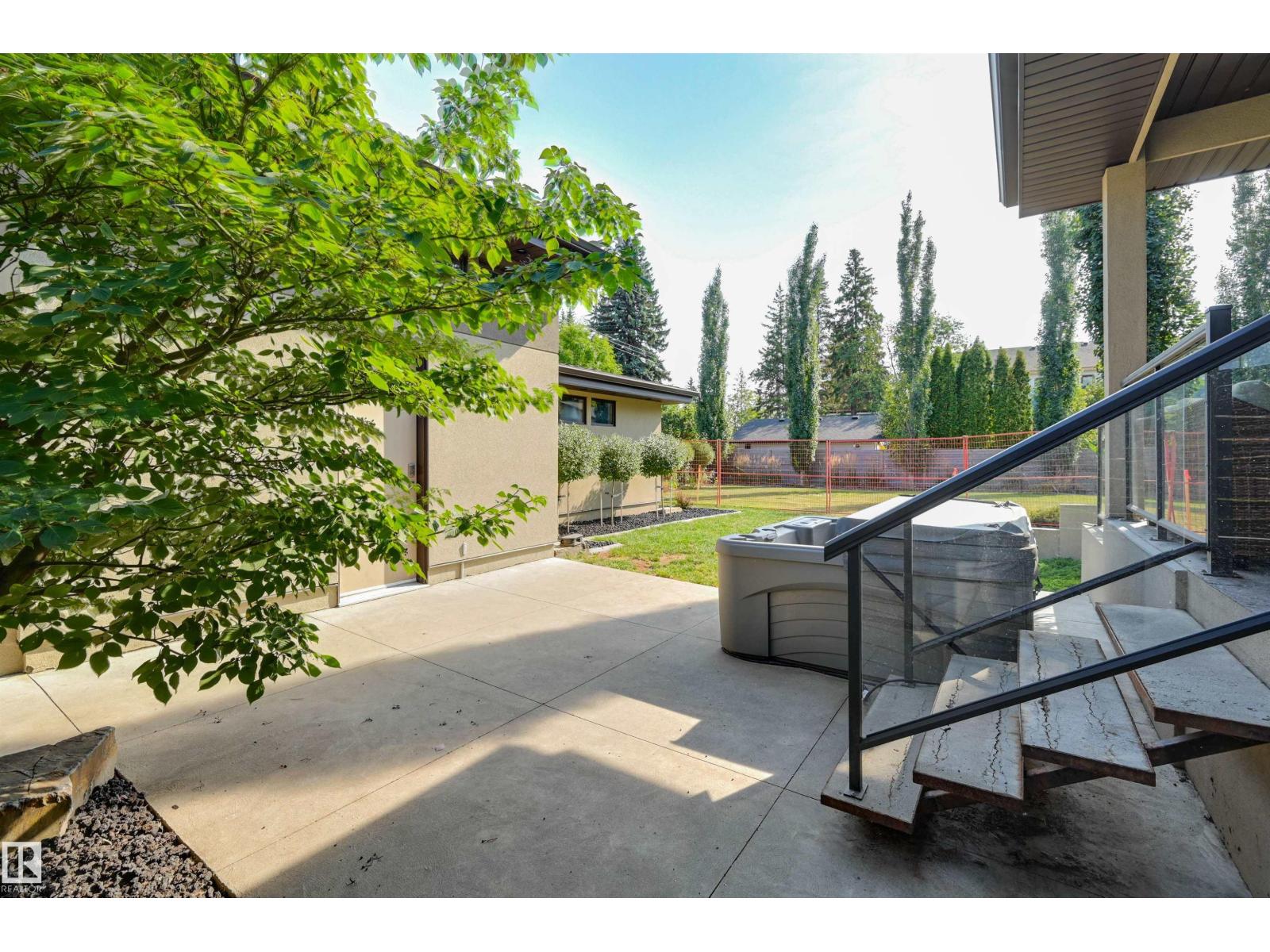 9415 144 ST NW, Edmonton