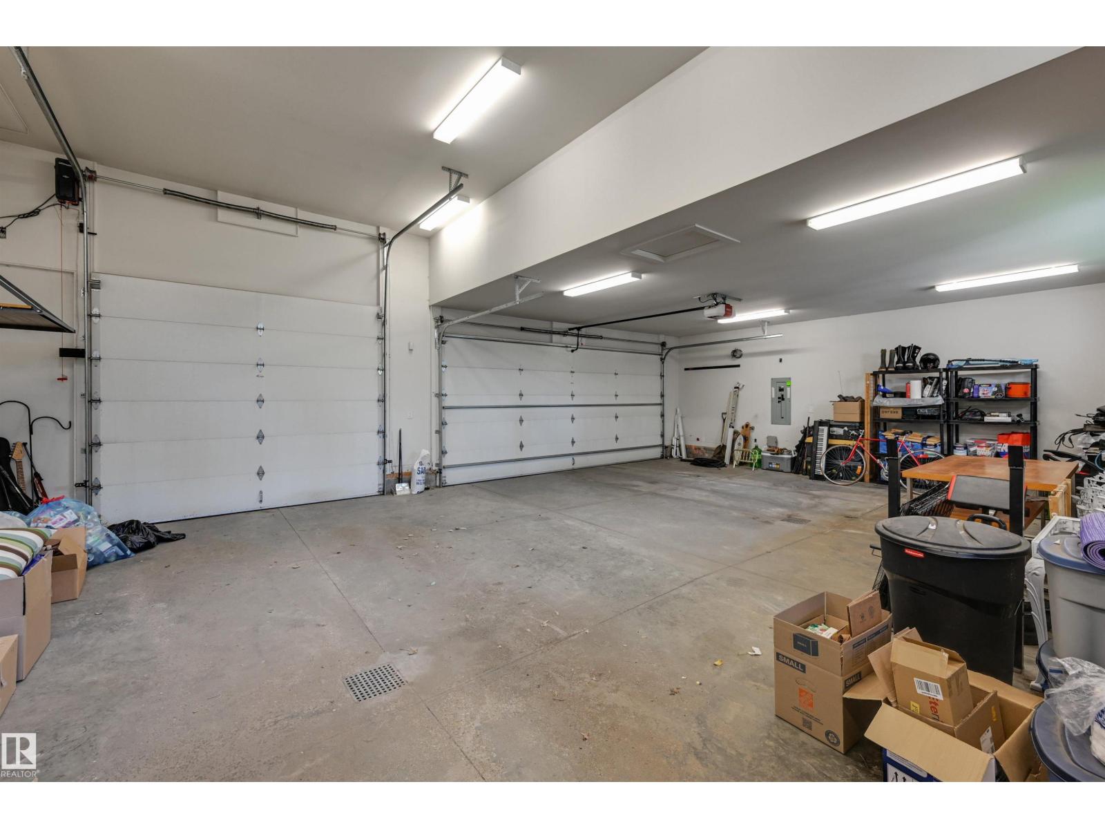 9415 144 ST NW, Edmonton