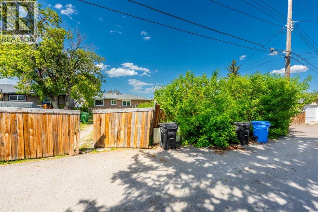 Single Family House Bungalow for Sale in   Avenue SE Penbrooke Meadows Calgary 