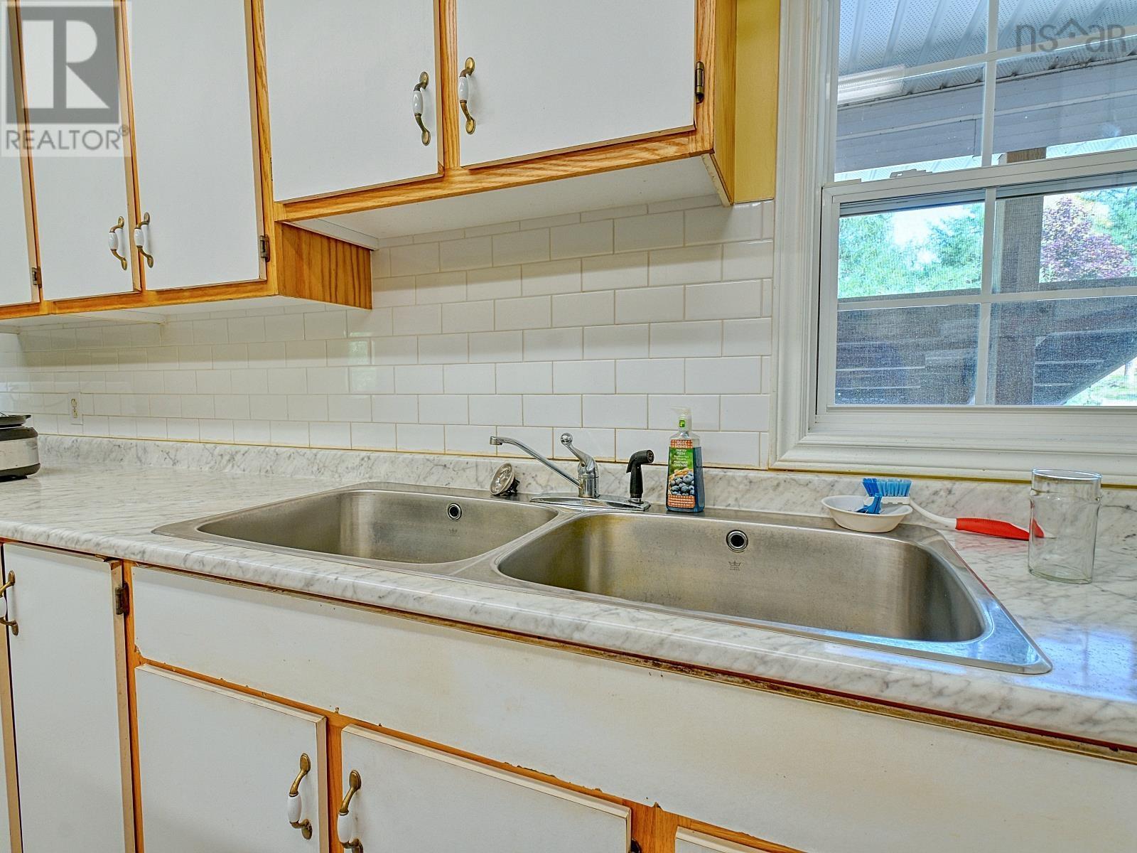 Property 29 of 37 of 74 Jack Daniels Lane