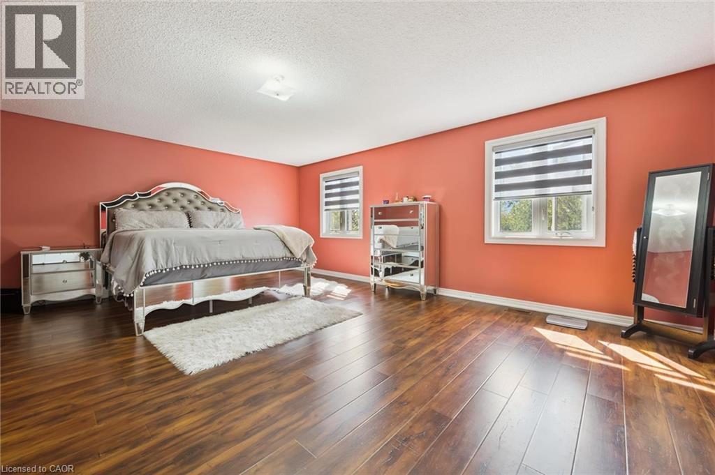 Photo 17 of 38 Cape Dorset Crescent, Brampton ON