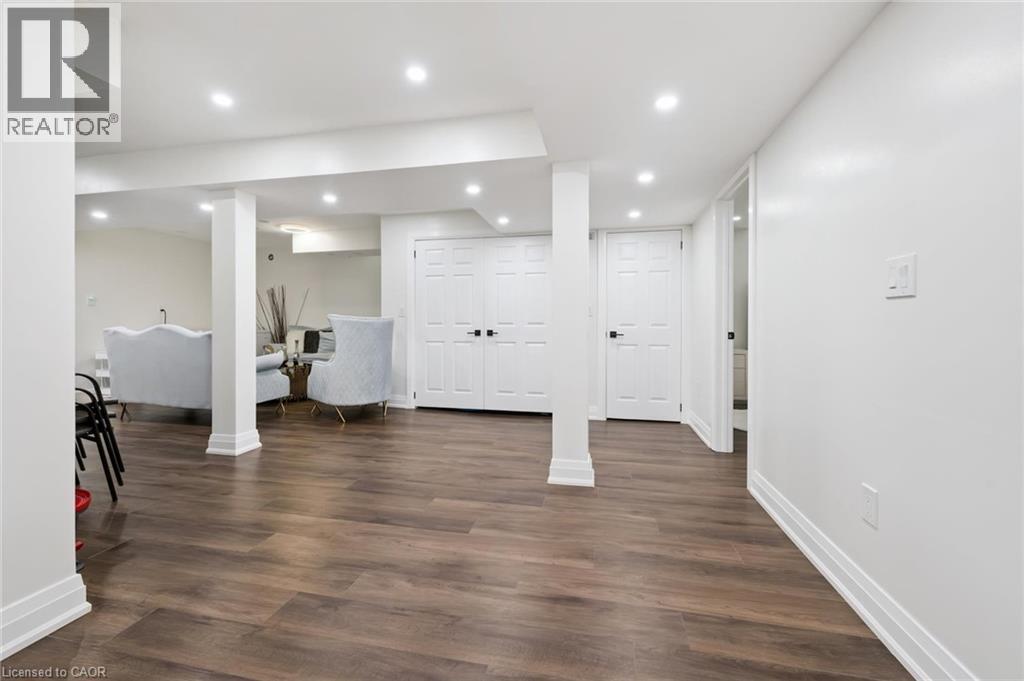 Photo 12 of 38 Cape Dorset Crescent, Brampton ON