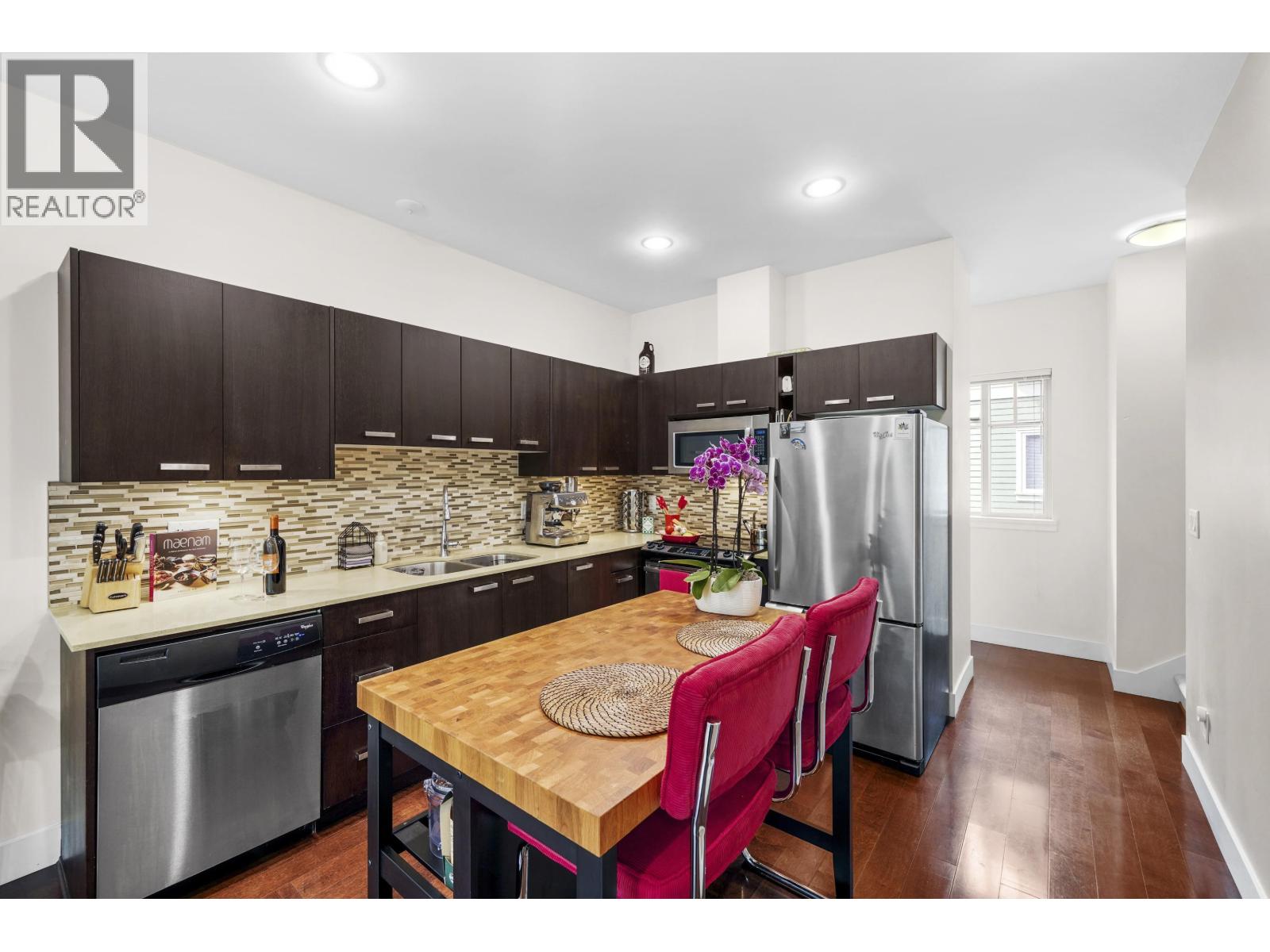 118 3382 VIEWMOUNT DRIVE, Port Moody
