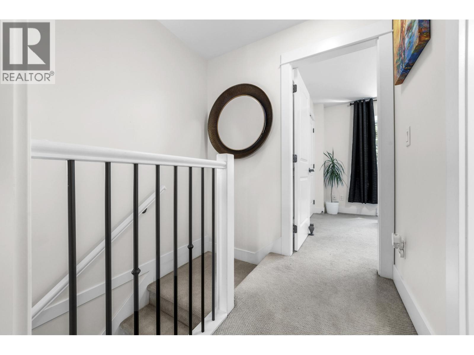118 3382 VIEWMOUNT DRIVE, Port Moody