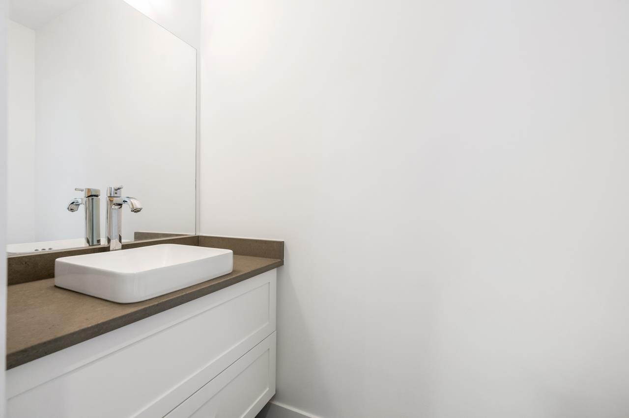 39 16760 25 AVENUE, Surrey