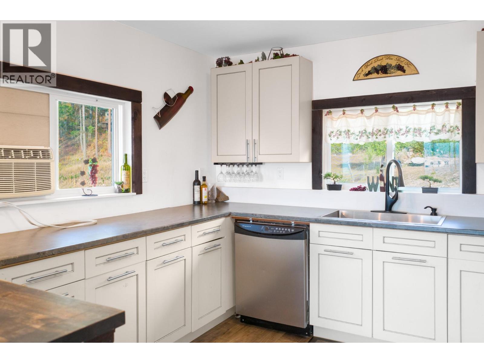 334 22ND Avenue, Creston