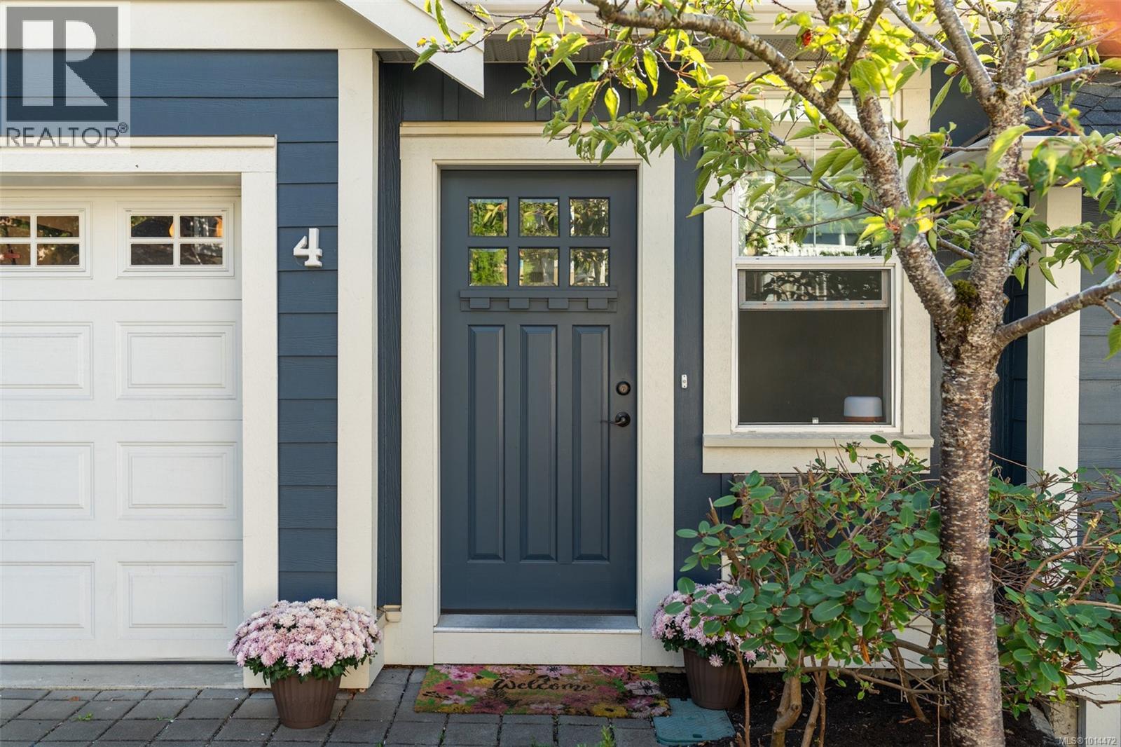 4 4583 Wilkinson Rd, Saanich