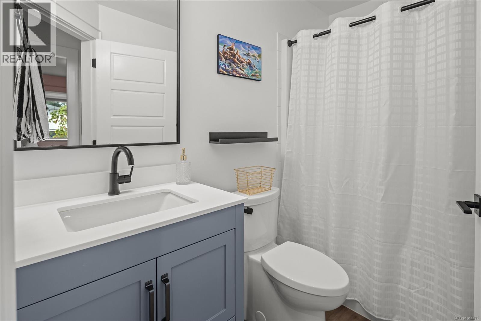 4 4583 Wilkinson Rd, Saanich