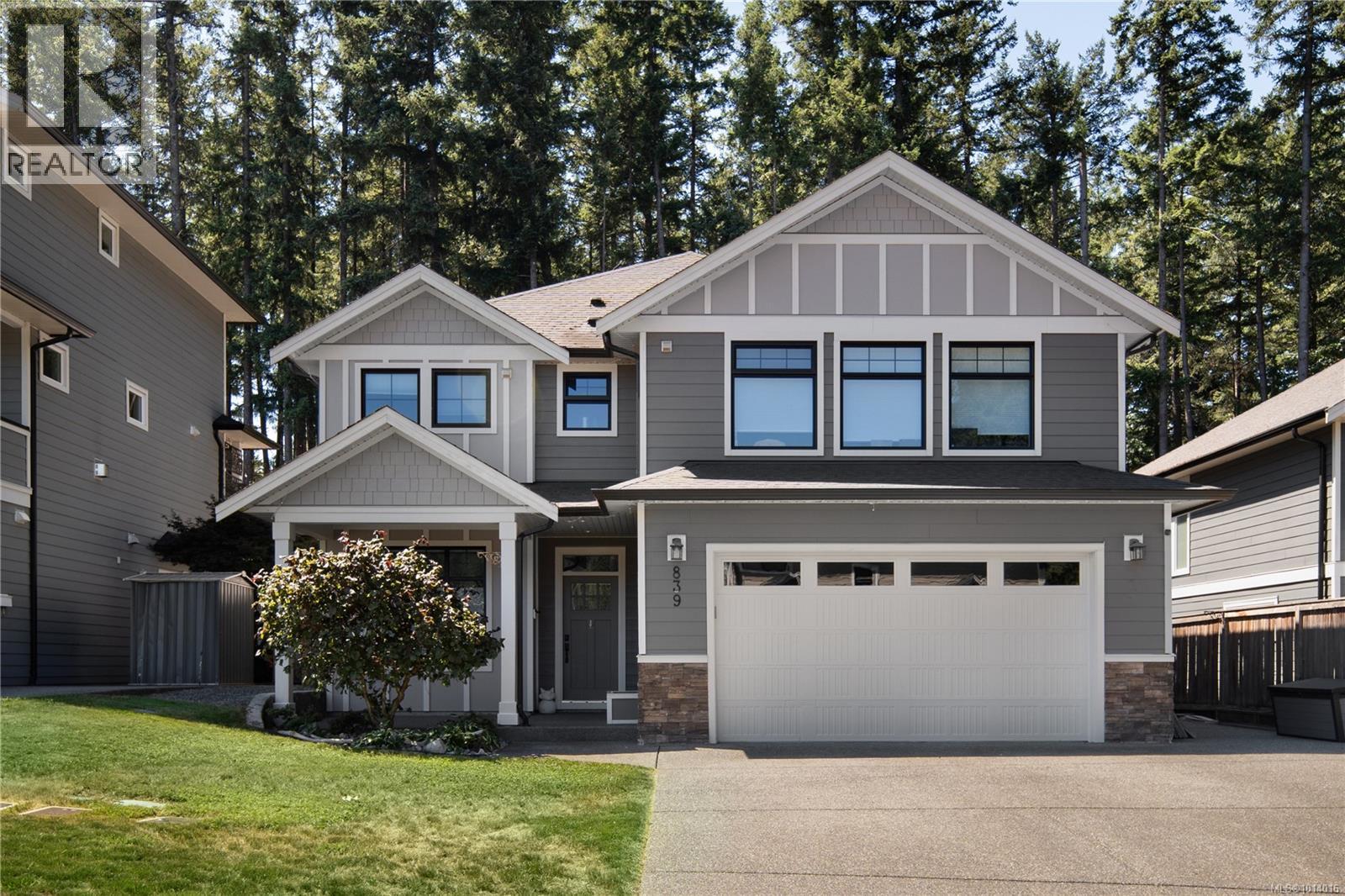  839 Ashbury Avenue, Langford