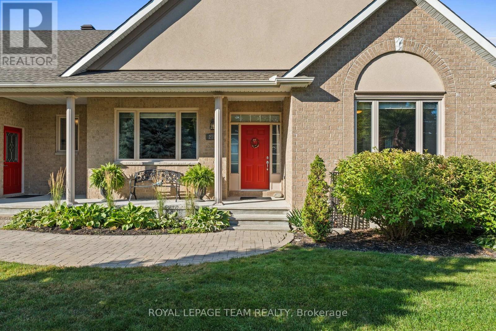 Fabulous curb appeal, front porch. Windows 2020