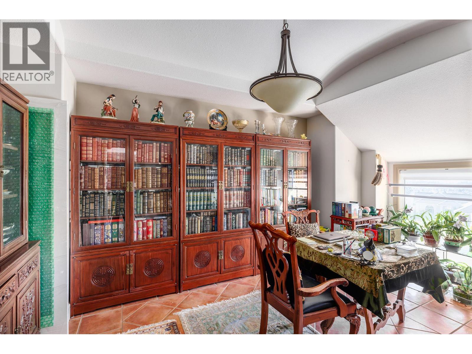  2376 Nahanni Court, Kelowna
