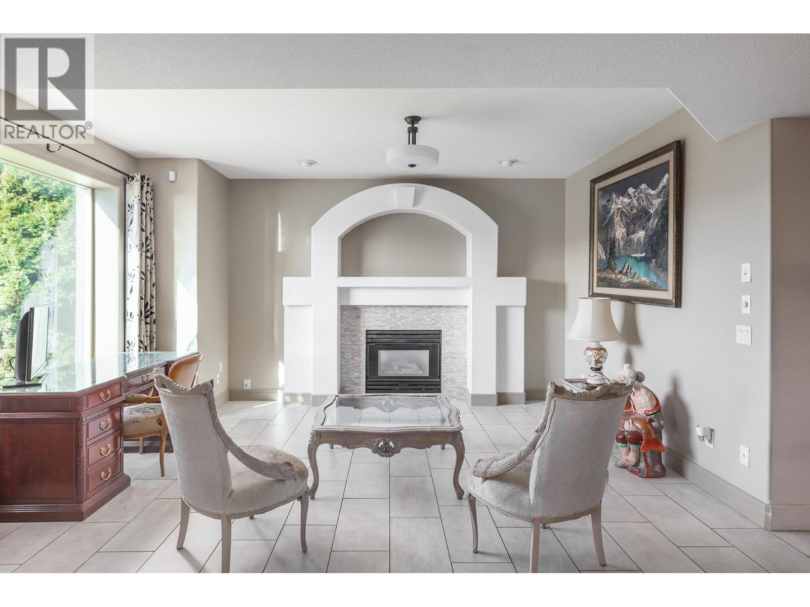  2376 Nahanni Court, Kelowna