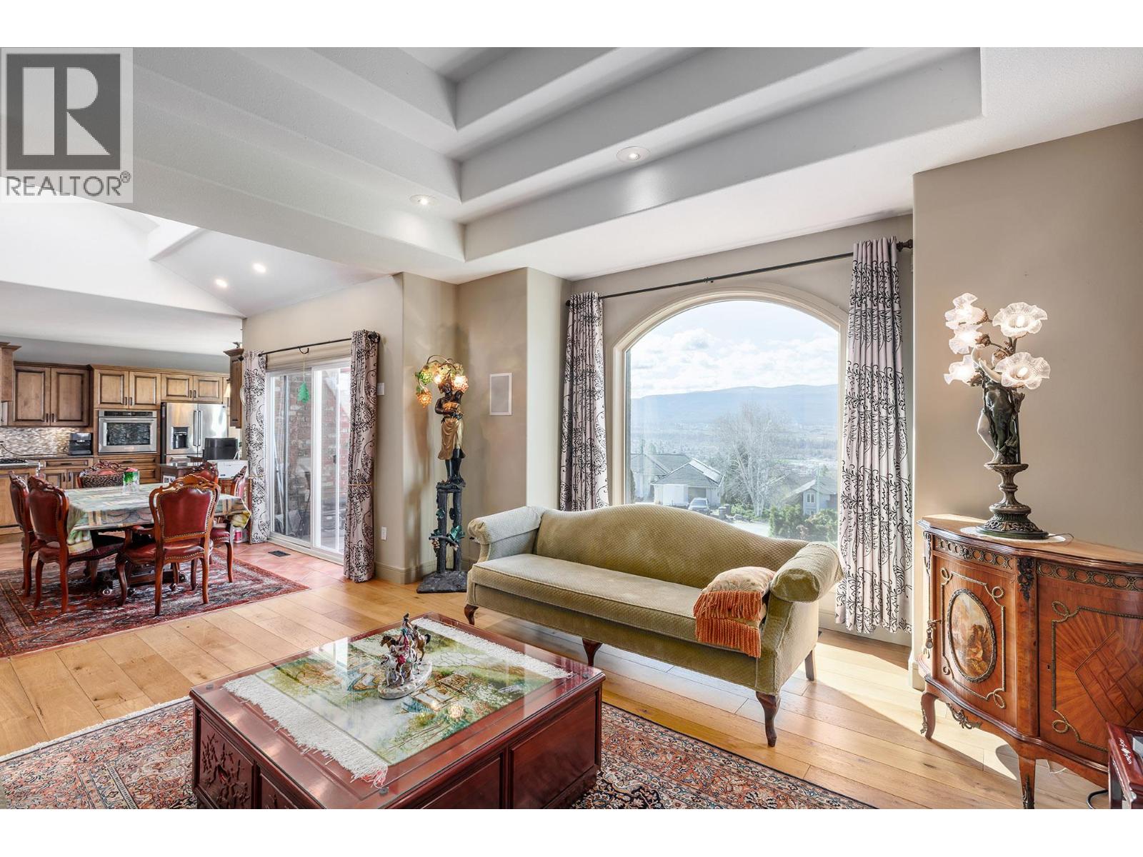  2376 Nahanni Court, Kelowna
