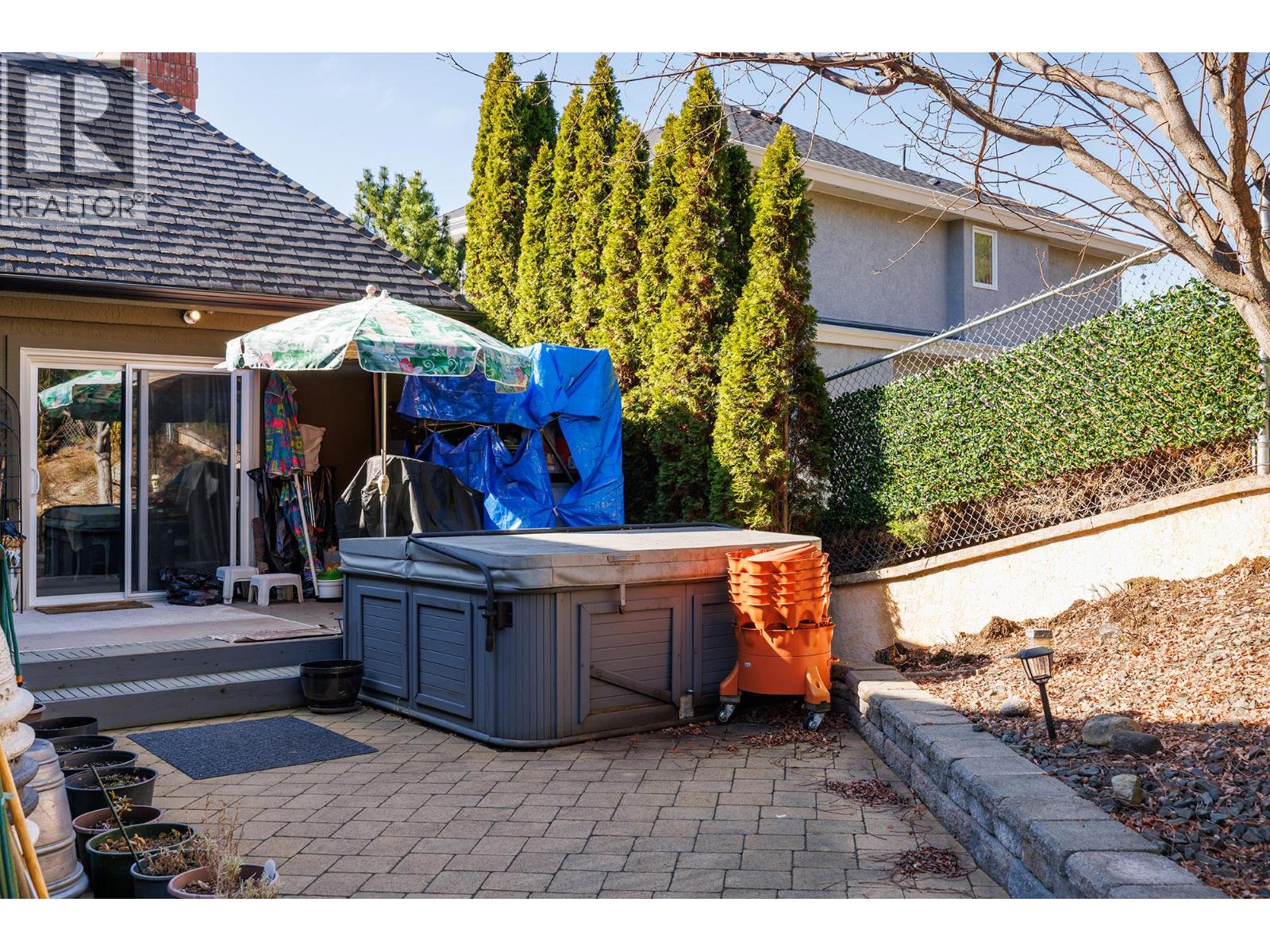  2376 Nahanni Court, Kelowna