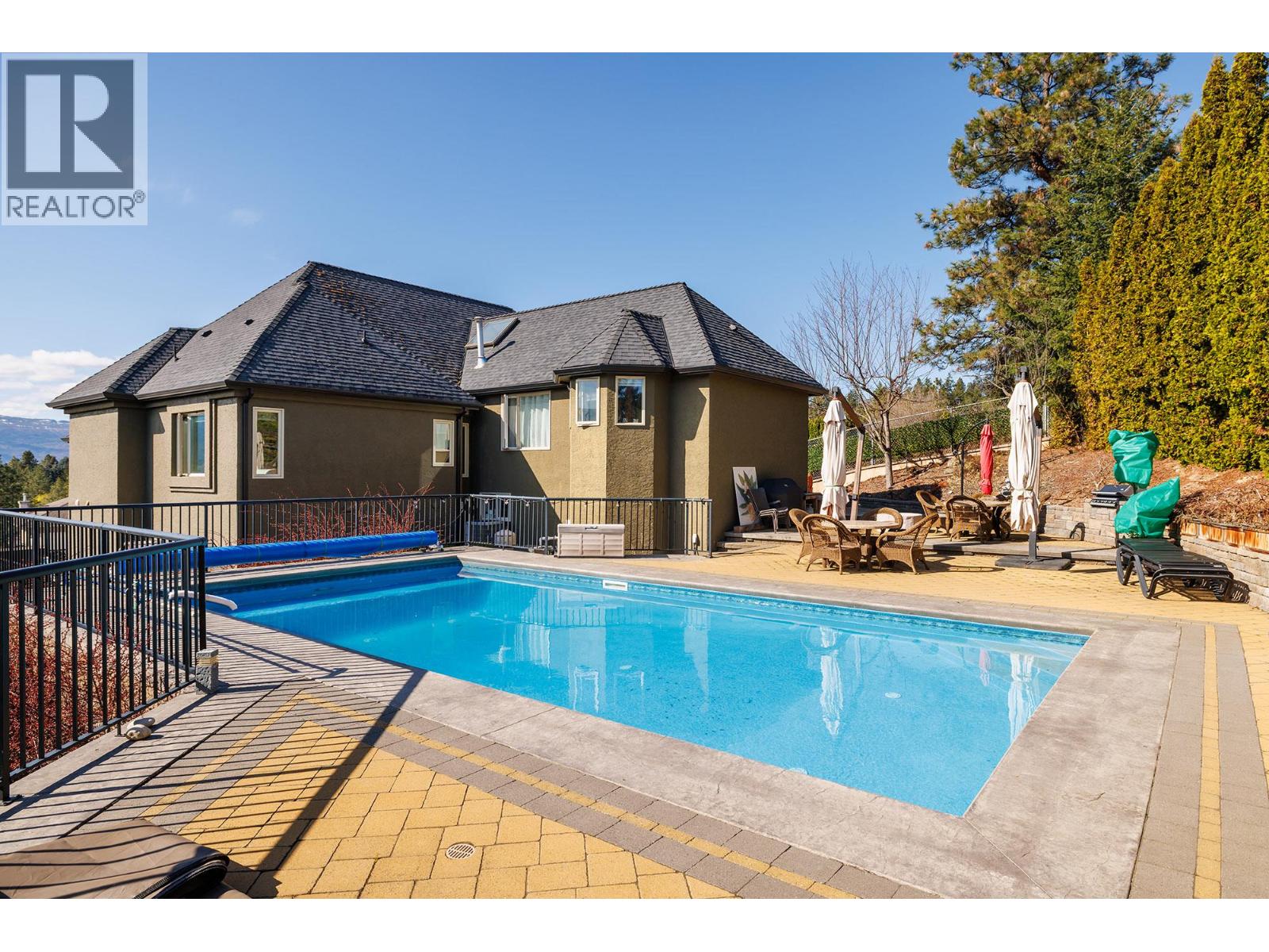  2376 Nahanni Court, Kelowna