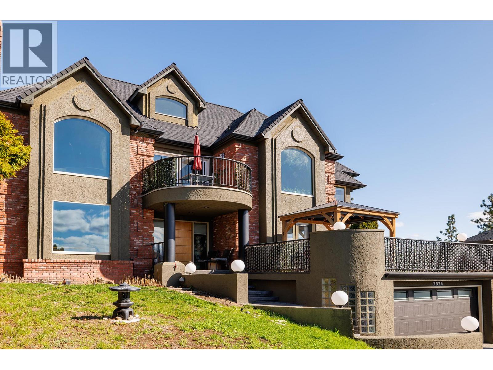  2376 Nahanni Court, Kelowna