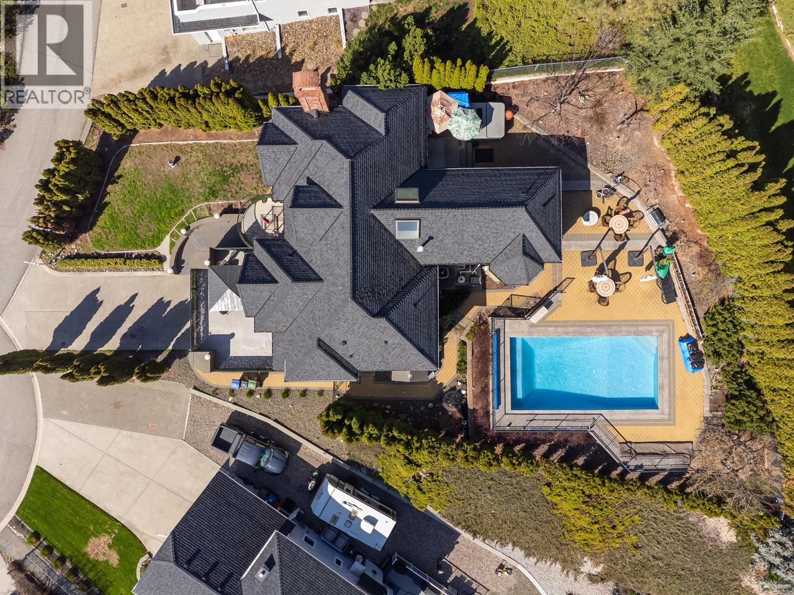  2376 Nahanni Court, Kelowna
