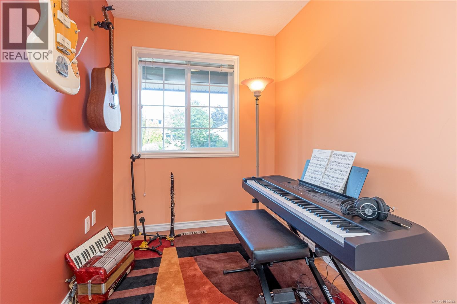 2888 Sequoia Way, Chemainus