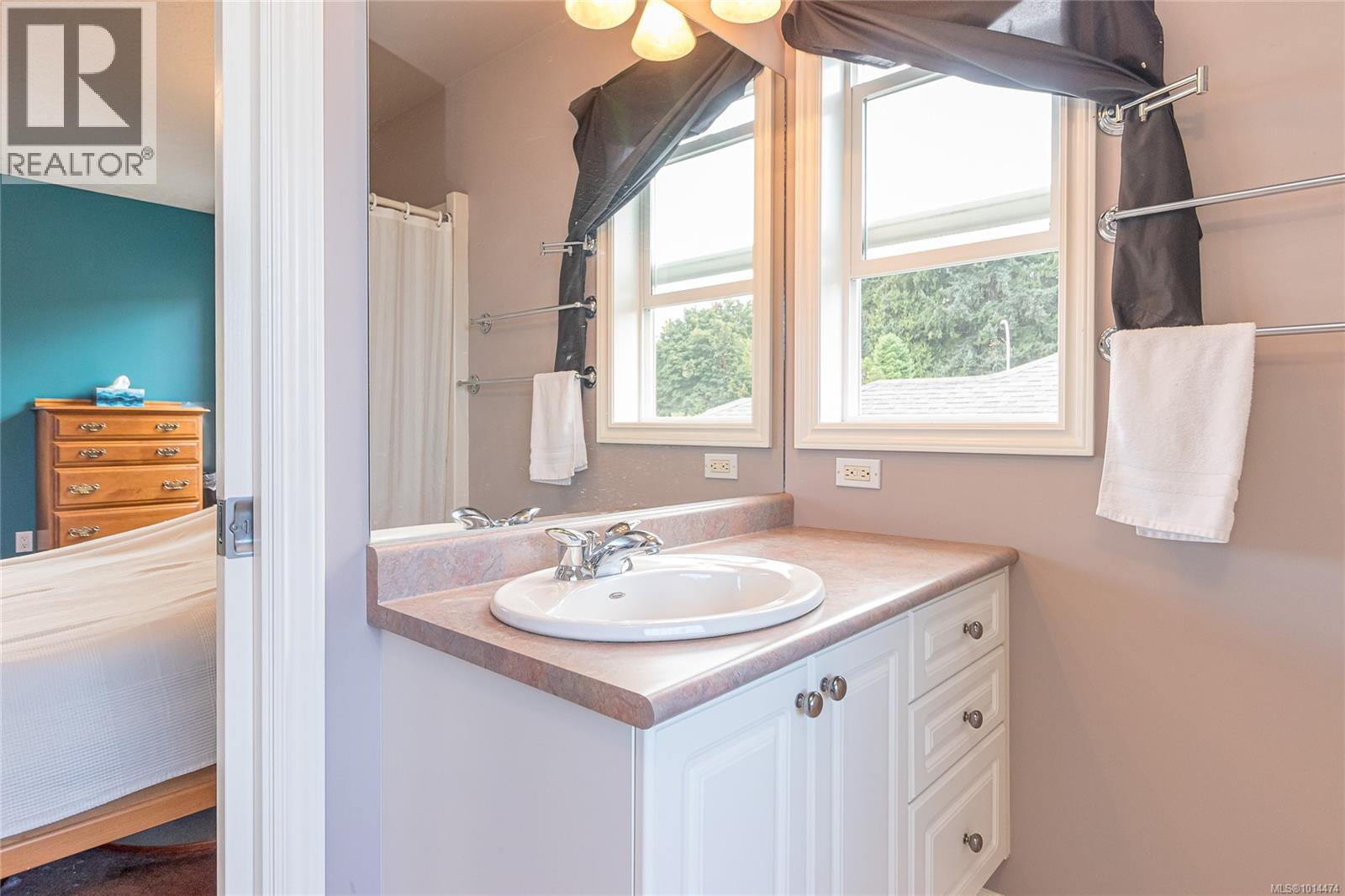 2888 Sequoia Way, Chemainus