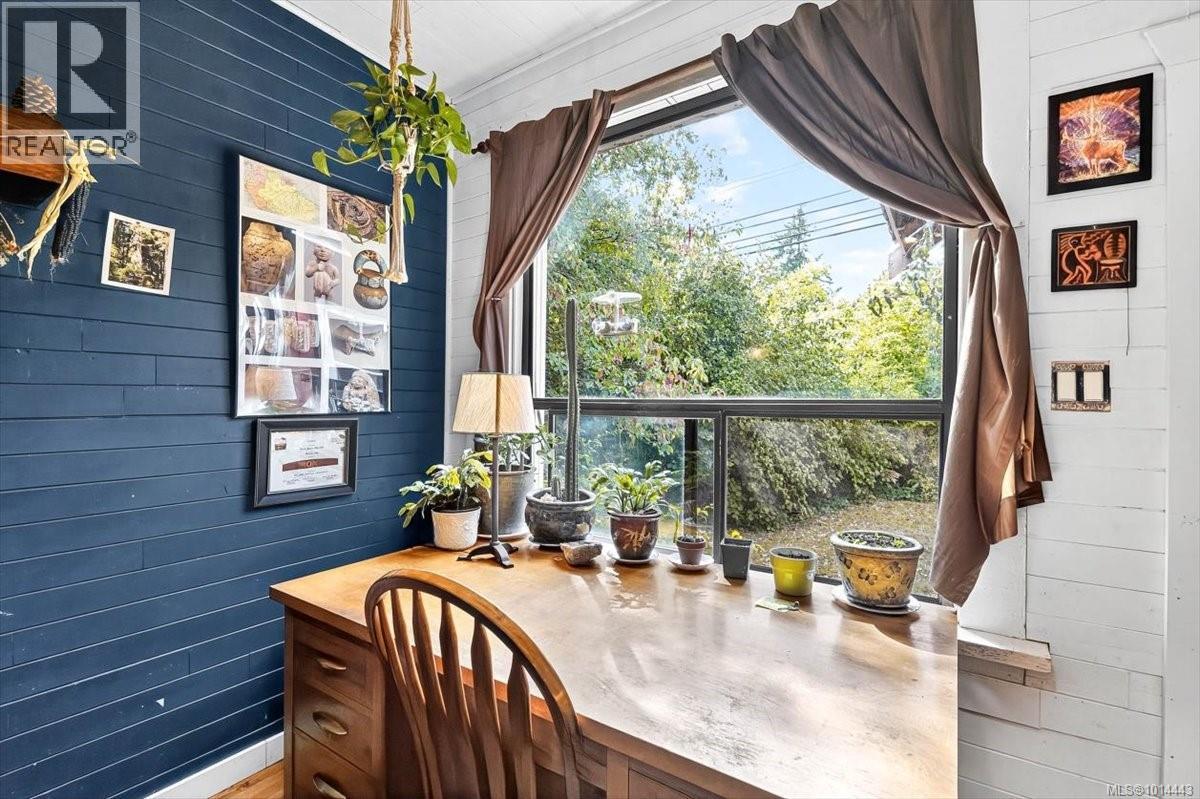 6045 River Rd, Port Alberni