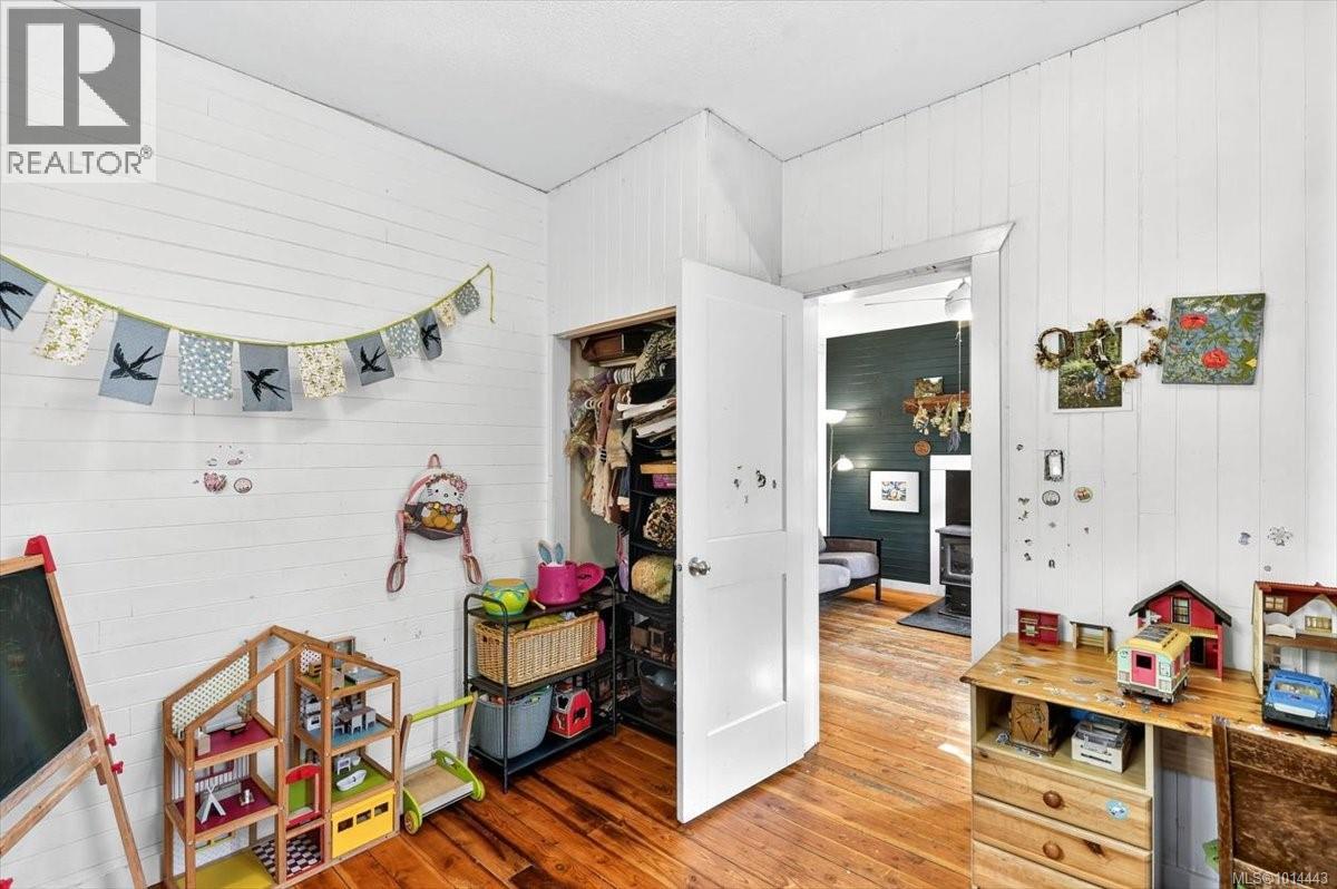 6045 River Rd, Port Alberni