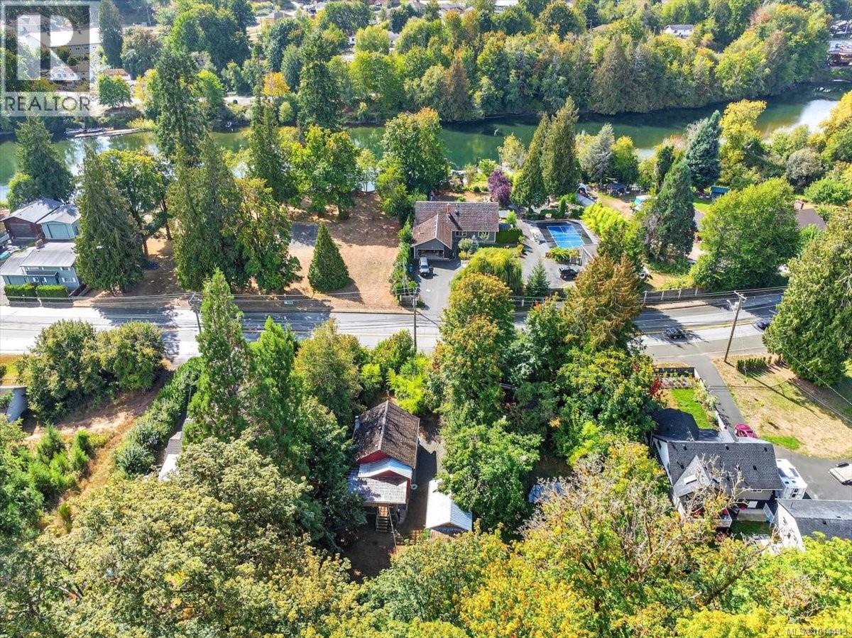 6045 River Rd, Port Alberni