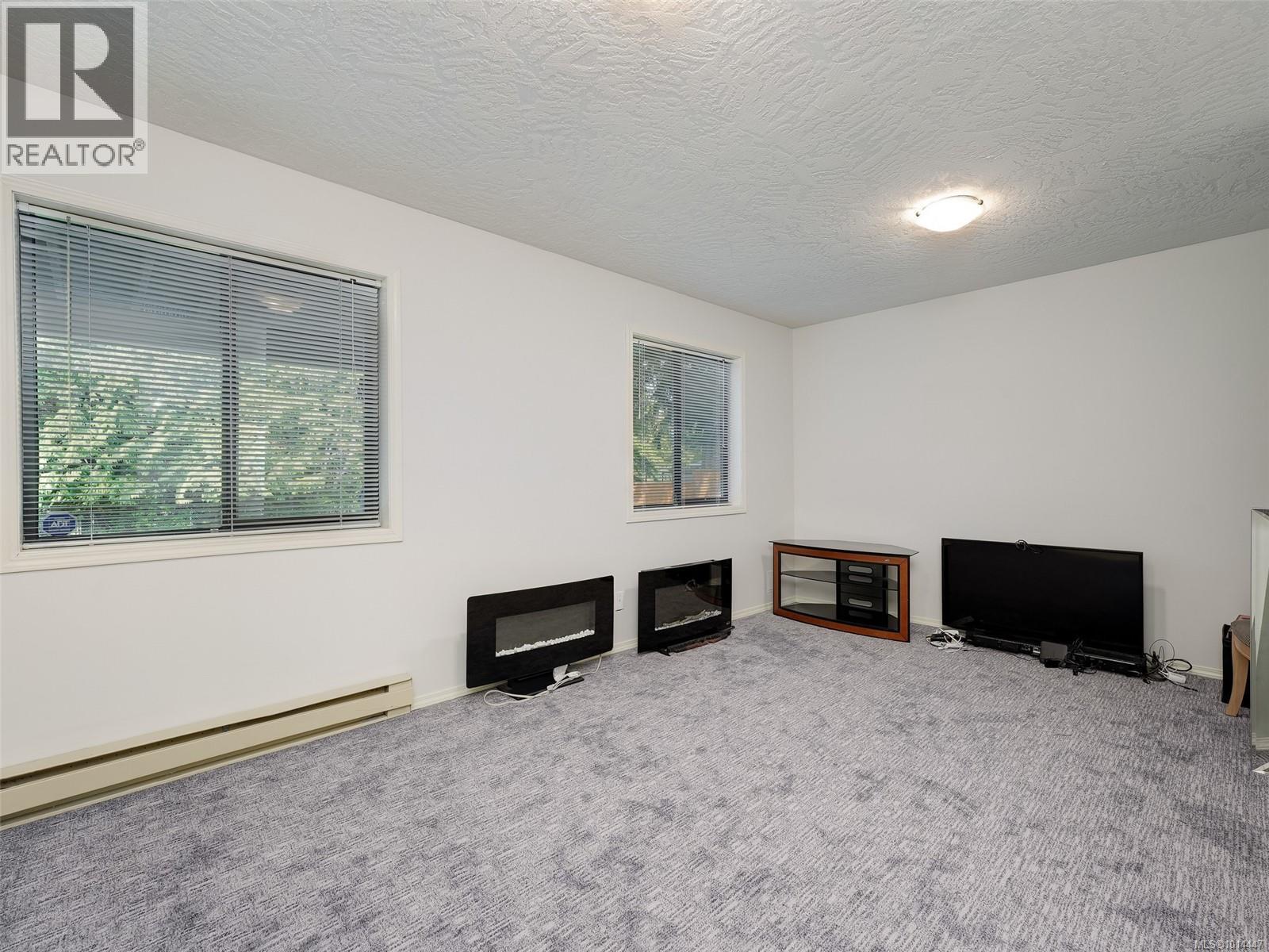  764 Westbury Road, Saanich