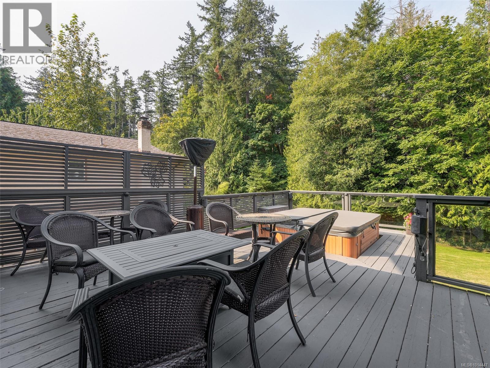  764 Westbury Road, Saanich