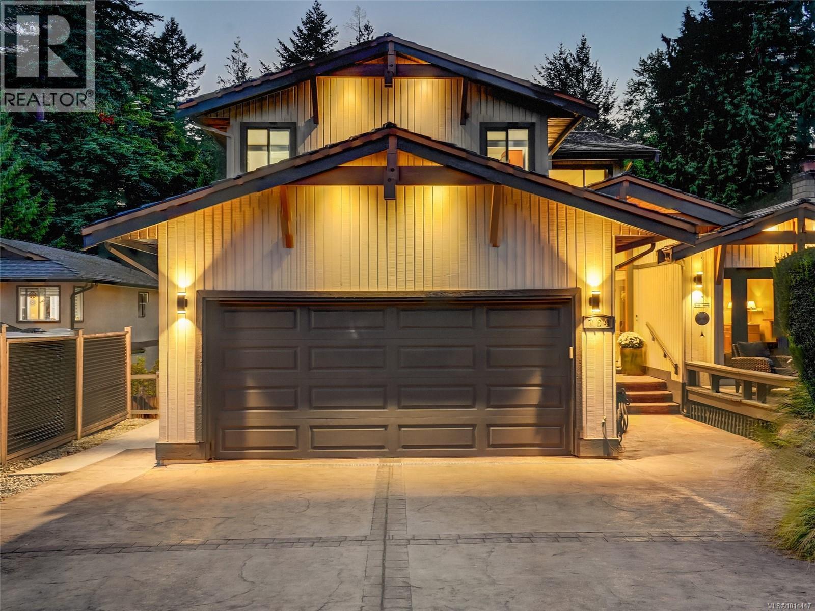  764 Westbury Road, Saanich