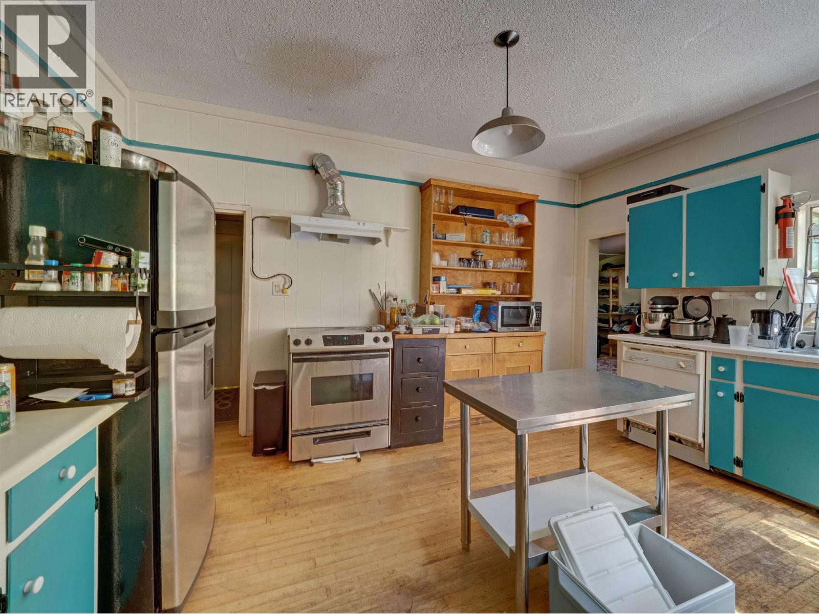 2602 LOWER ROAD, Roberts Creek