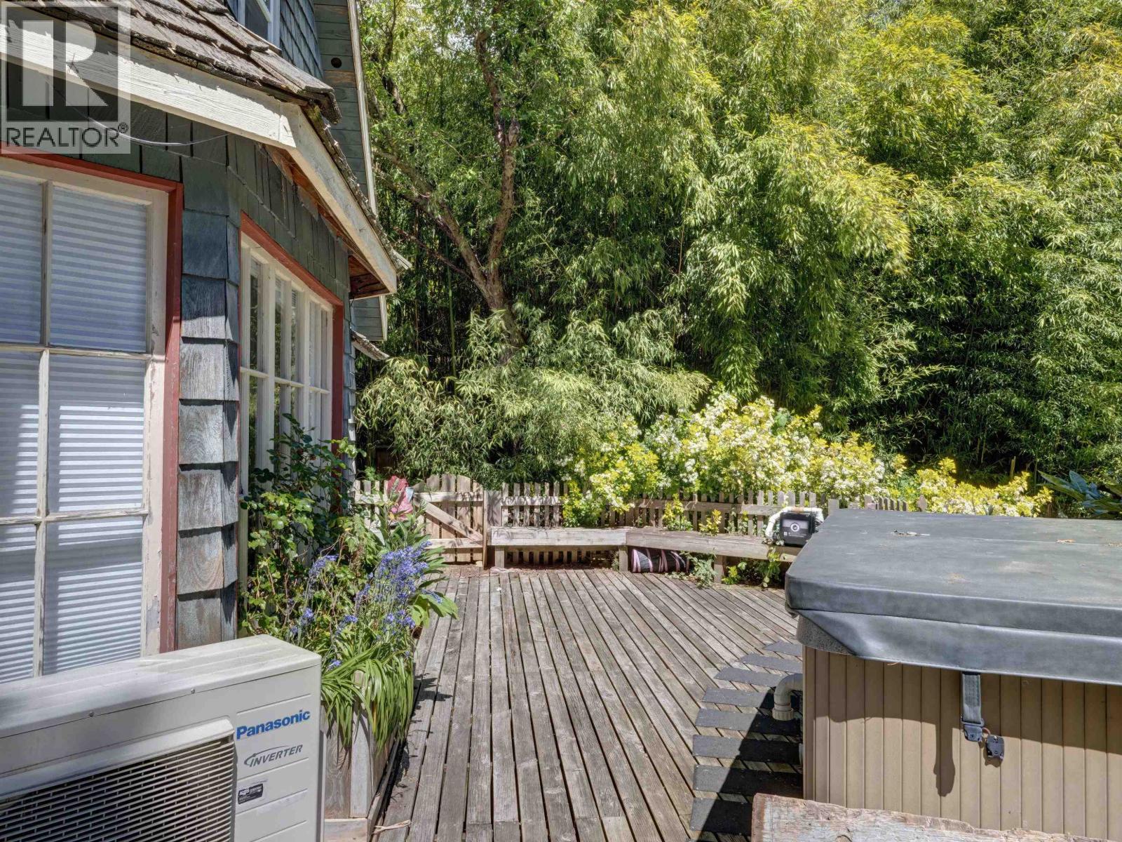 2602 LOWER ROAD, Roberts Creek