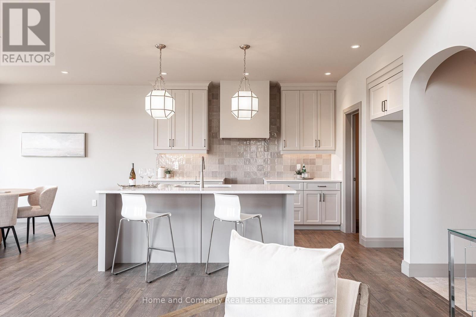 46 TRAIL SIDE DRIVE - 11