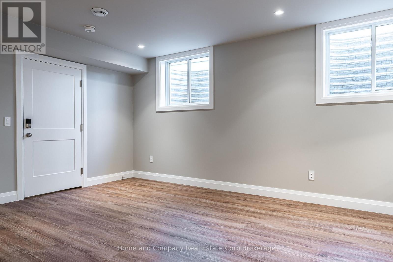 46 TRAIL SIDE DRIVE - 34