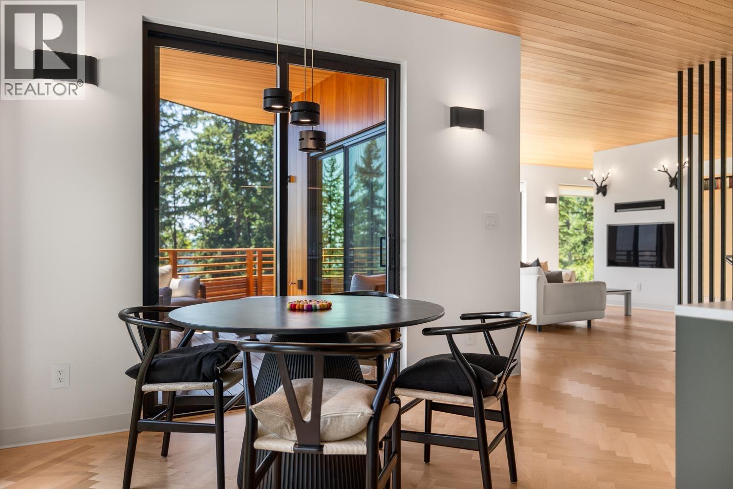 1486 EAGLE CLIFF ROAD, Bowen Island