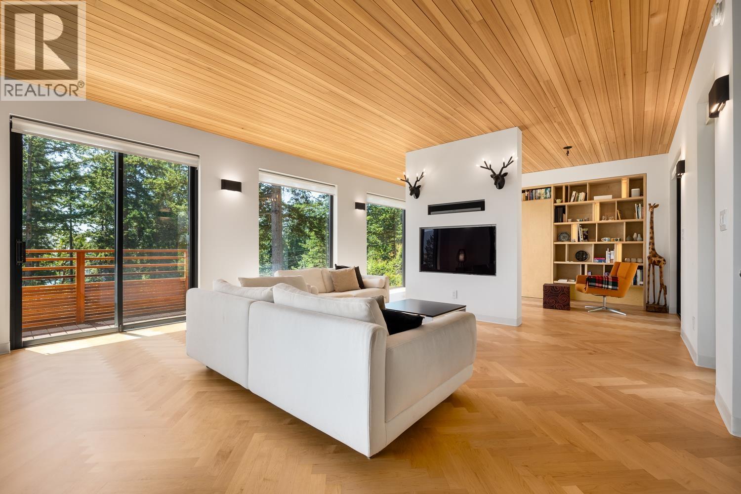 1486 EAGLE CLIFF ROAD, Bowen Island