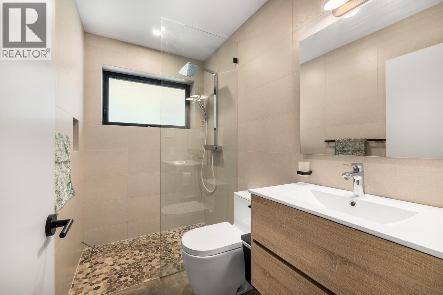 1486 EAGLE CLIFF ROAD, Bowen Island