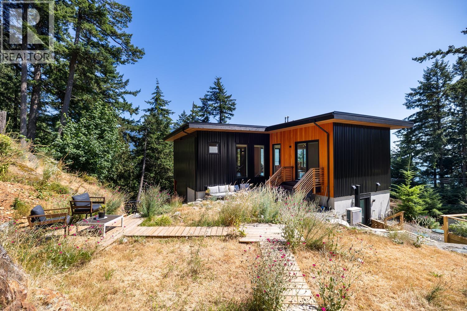 1486 EAGLE CLIFF ROAD, Bowen Island