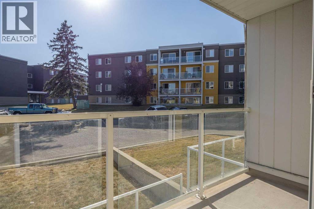 Single Family House for Sale in  D Greenview Drive NE Greenview Calgary 