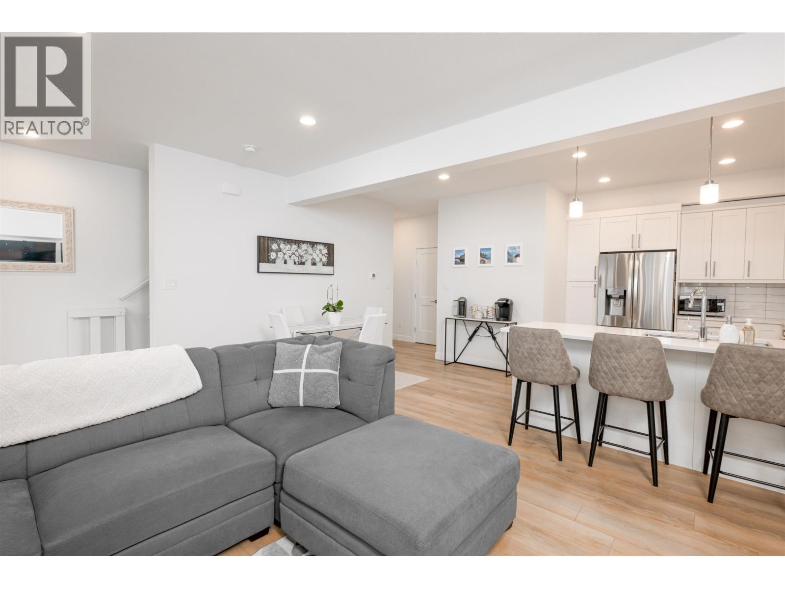 408 4274 22ND AVENUE, Prince George
