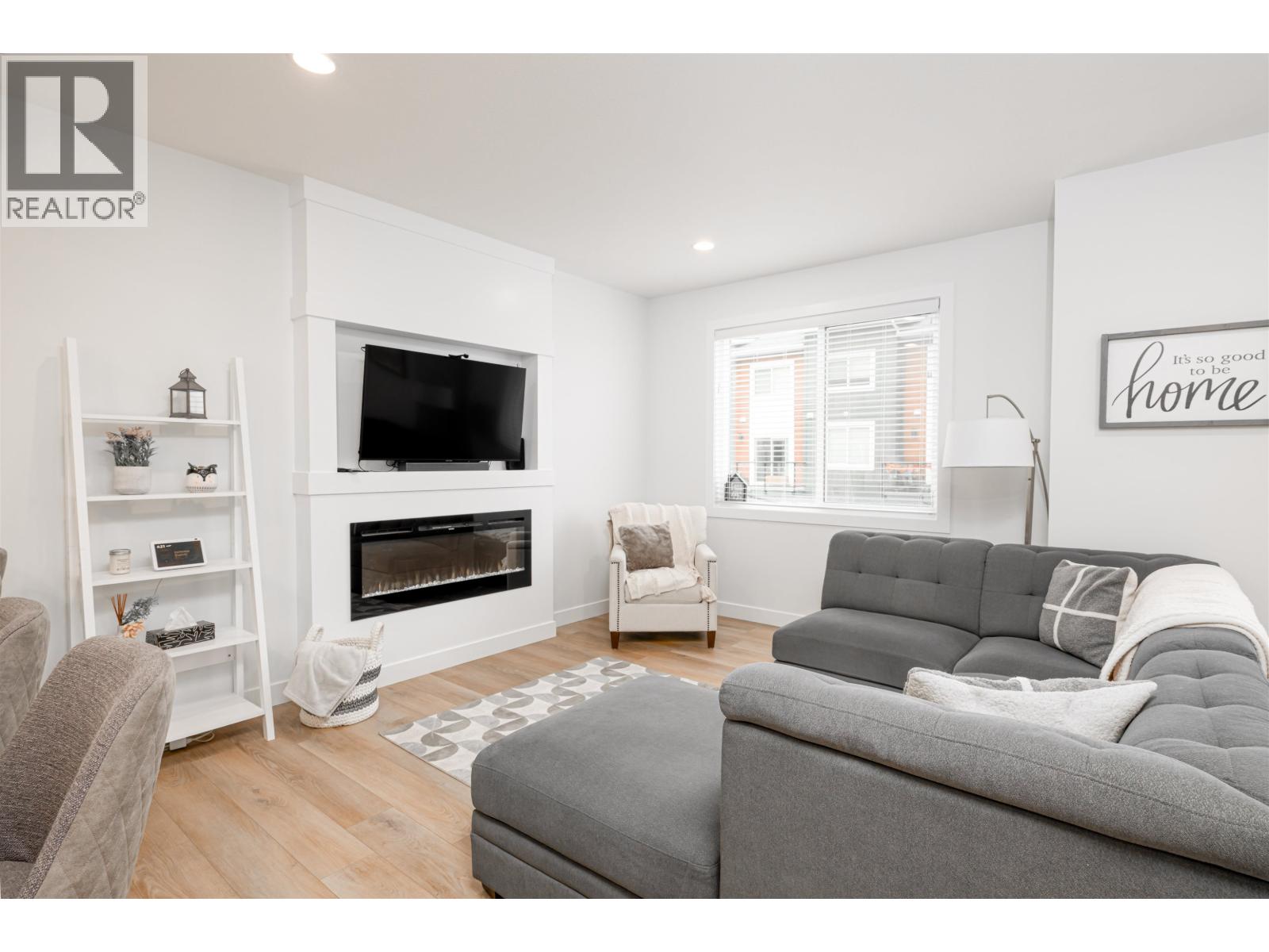 408 4274 22ND AVENUE, Prince George