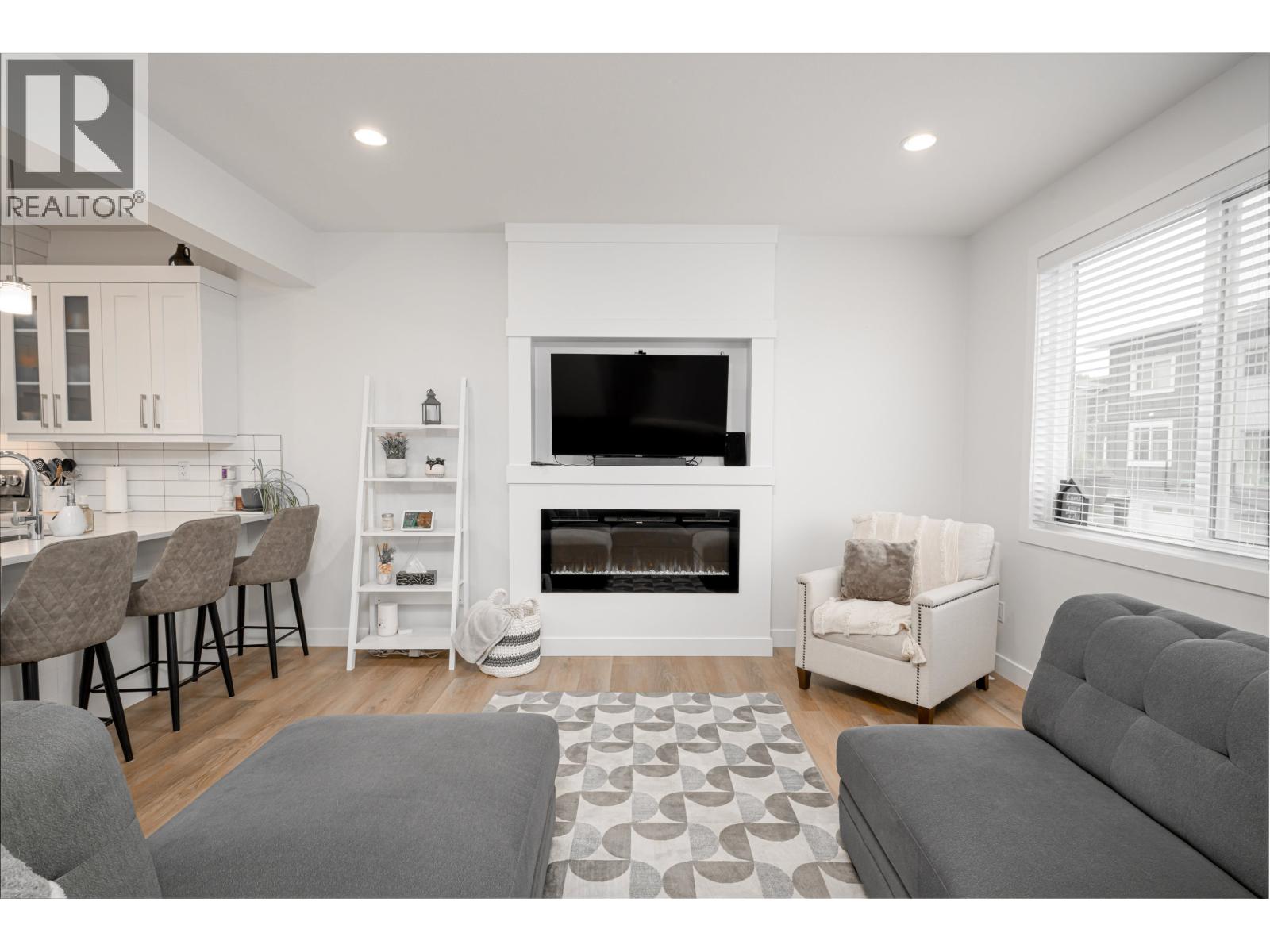 408 4274 22ND AVENUE, Prince George