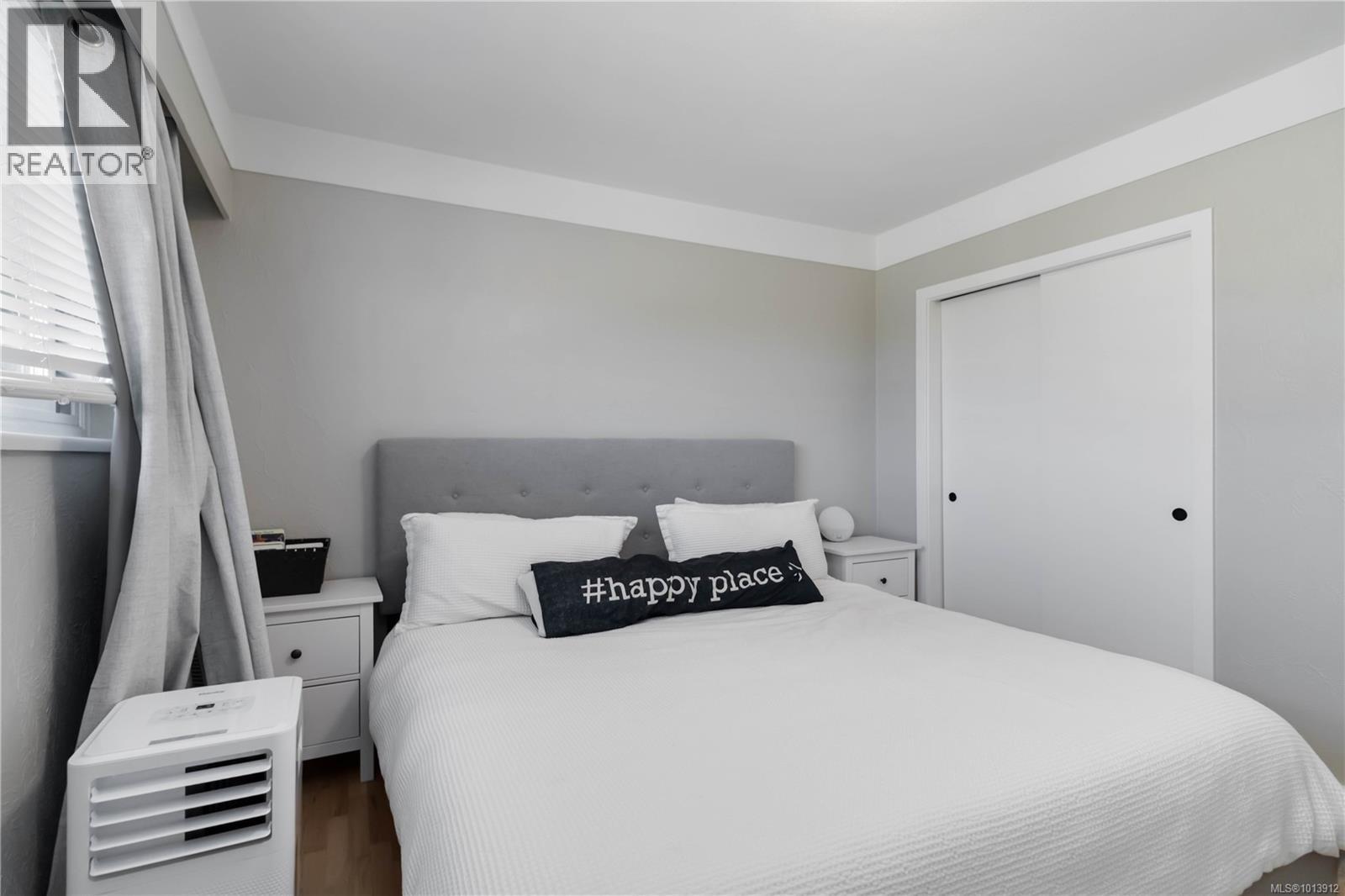  727 Chesterlea Road, Saanich