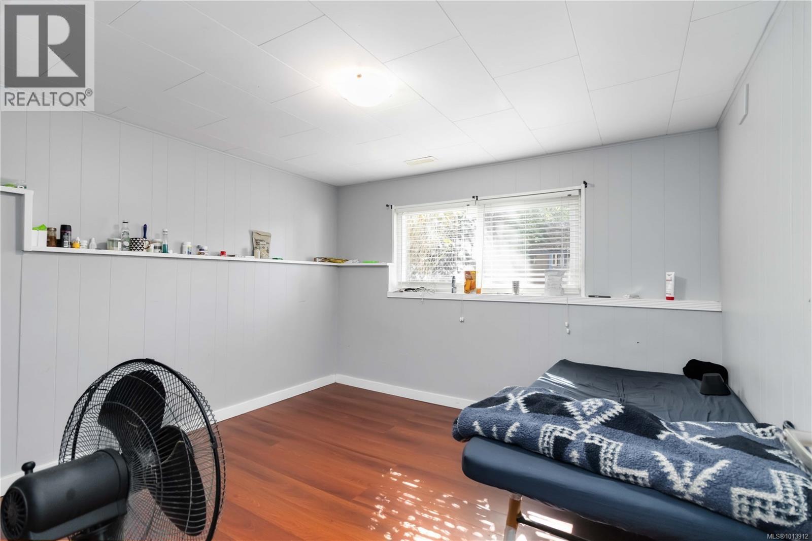  727 Chesterlea Road, Saanich