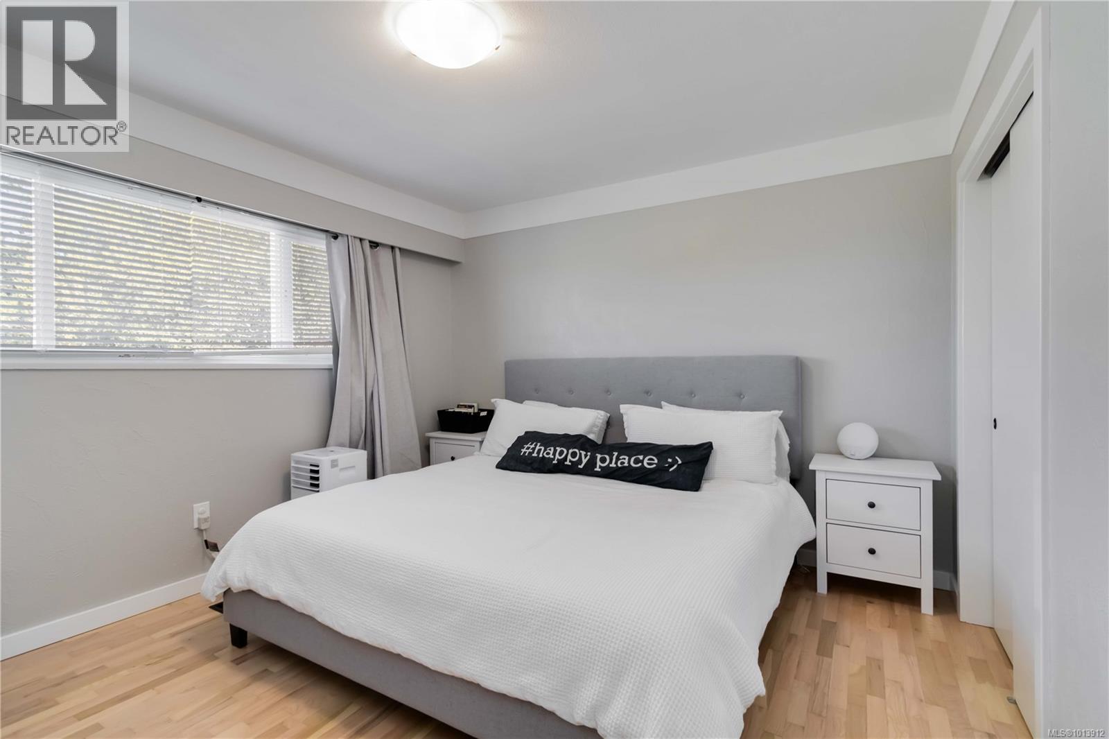  727 Chesterlea Road, Saanich